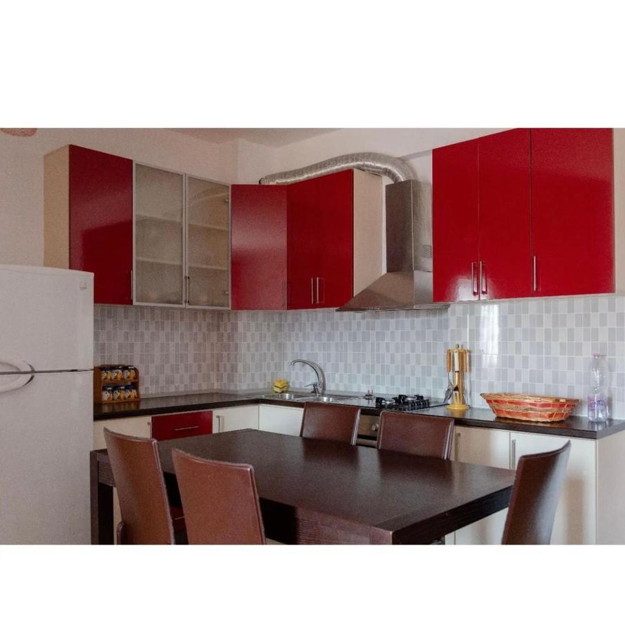 Agaraj Apartament Apartment Орикум Екстериор снимка